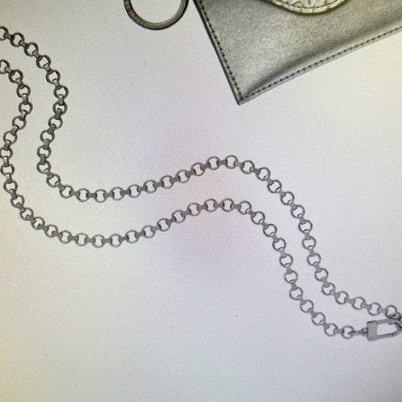 Quicksilver Crossbody Phone Chain - Picture 13 of 13